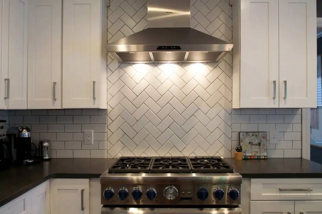 Kitchen exhaust fan in stainless steel Kitchen exhaust fan in stainless steel